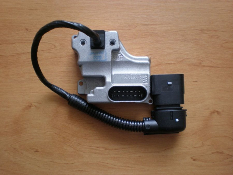 Блок автоматического управления 12В HYDRONIC D5S-F MPV VW купить в Иваново